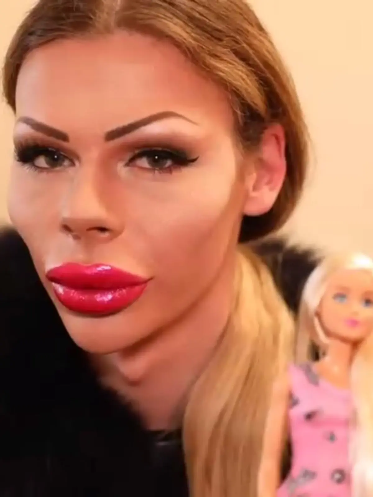 Barbie ist Patricks größtes Beauty-Idol