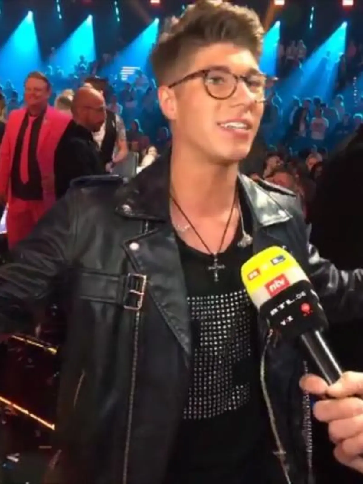 Bild zu: "Davin Herbrüggens erste Worte nach seinem Sieg"
