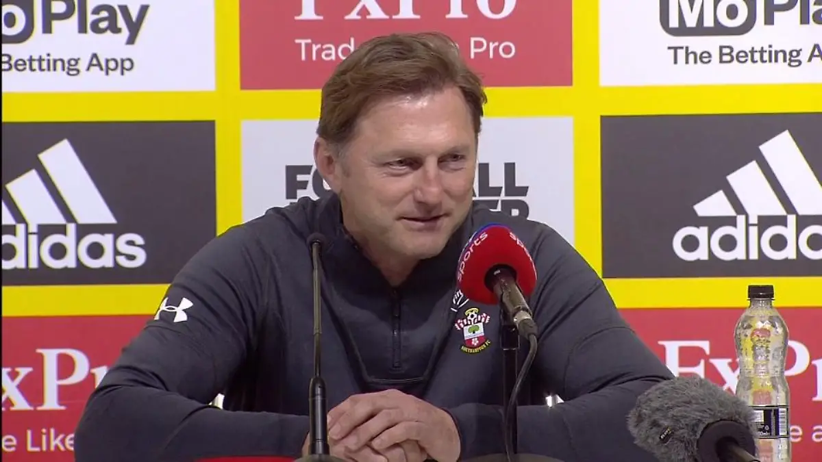 Hasenhüttl freut sich über besonderes Tor 
