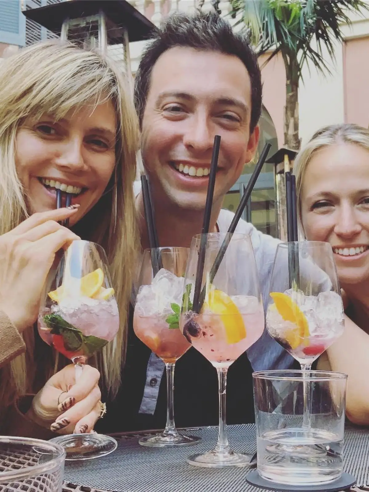 Heidi Klum mit Designerin Misha Nonoo und Michael Hess in Rom