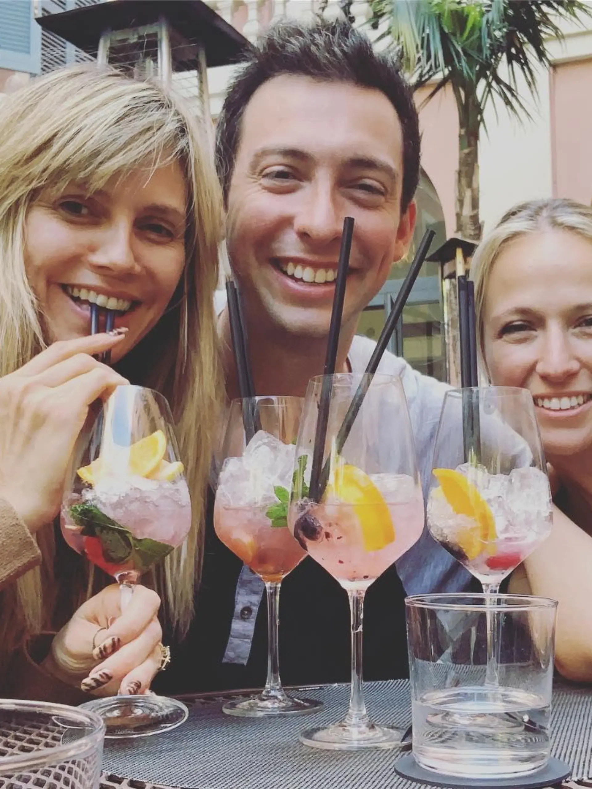 Heidi Klum mit Designerin Misha Nonoo und Michael Hess in Rom