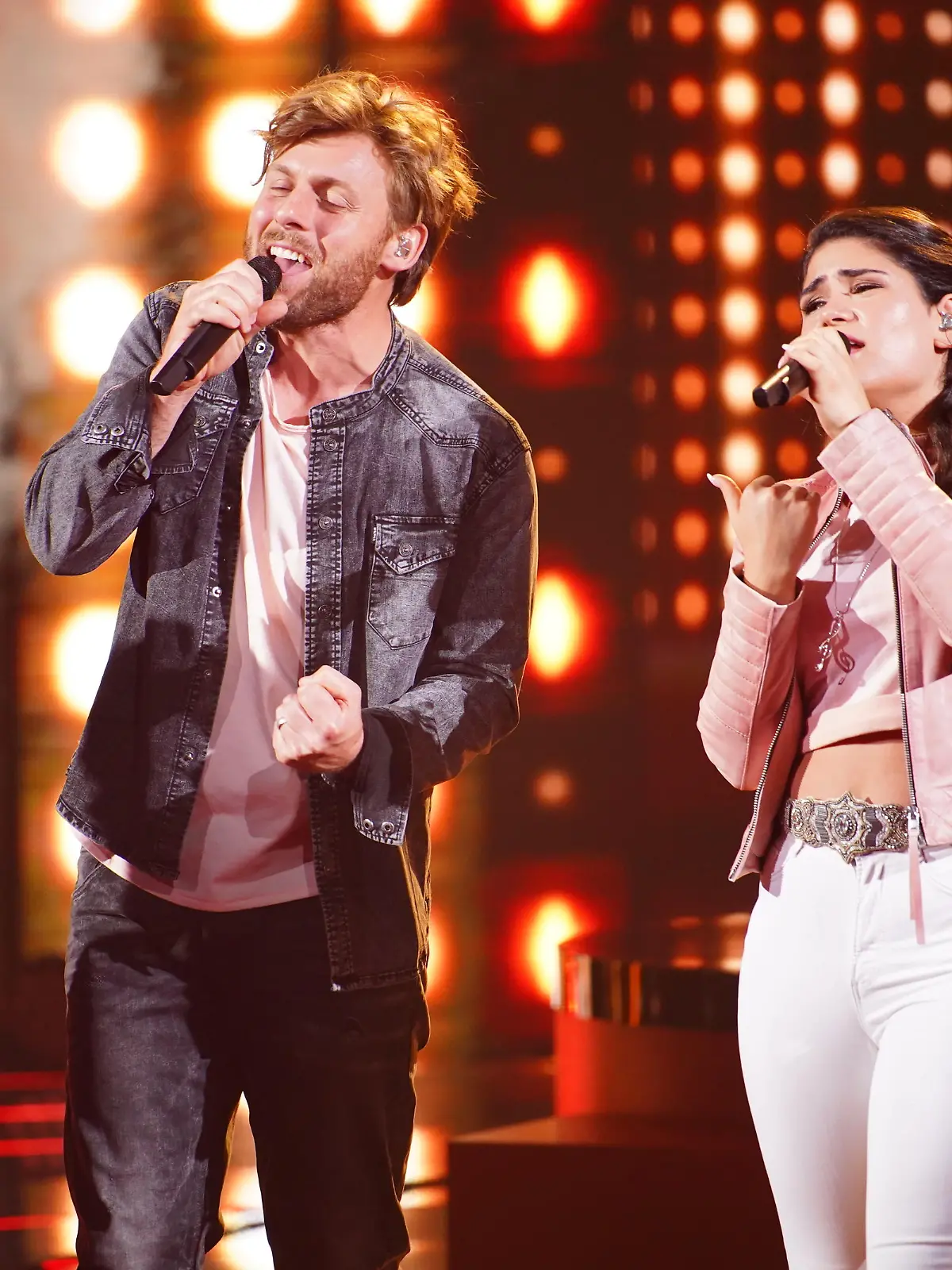 Nick und Joana mit "Shallow" aus "A star is born".