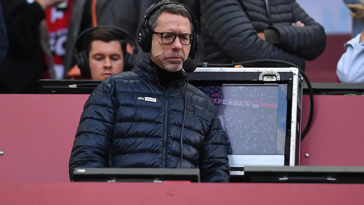 Fußball 1. Bundesliga 8. Spieltag 1. FC Köln - Borussia Dortmund am 01.10.2022 im RheinEnergieStadion in Köln Marcus Lindemann Sky DFL regulations prohibit any use of photographs as image sequences and/or quasi-video. *** Soccer 1 Bundesliga 8 Spieltag 1 FC Köln Borussia Dortmund am 01 10 2022 im RheinEnergieStadion in Köln Marcus Lindemann Sky DFL regulations prohibit any use of photographs as image sequences and or quasi video xHDx