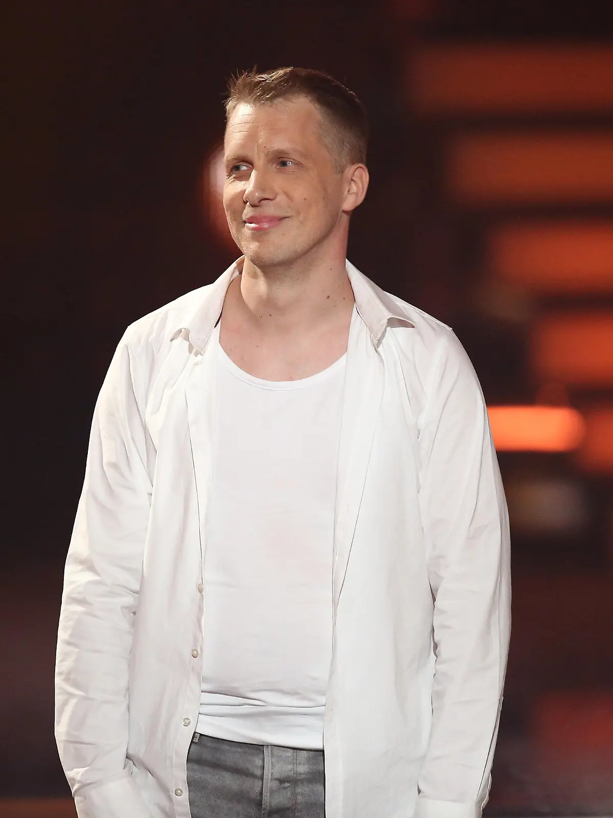 Oliver Pocher grinst