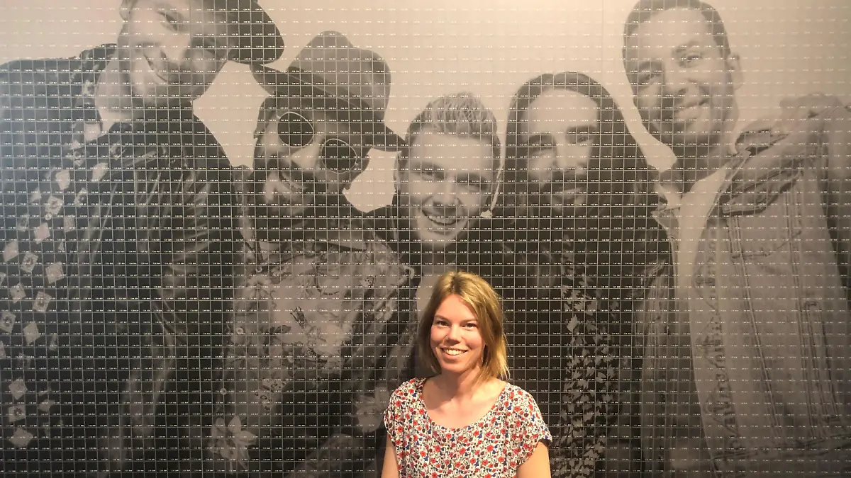 Hollywood Blog-Kolumnistin Claudia Oberst in der Backstreet Boys-Ausstellung in Los Angeles.