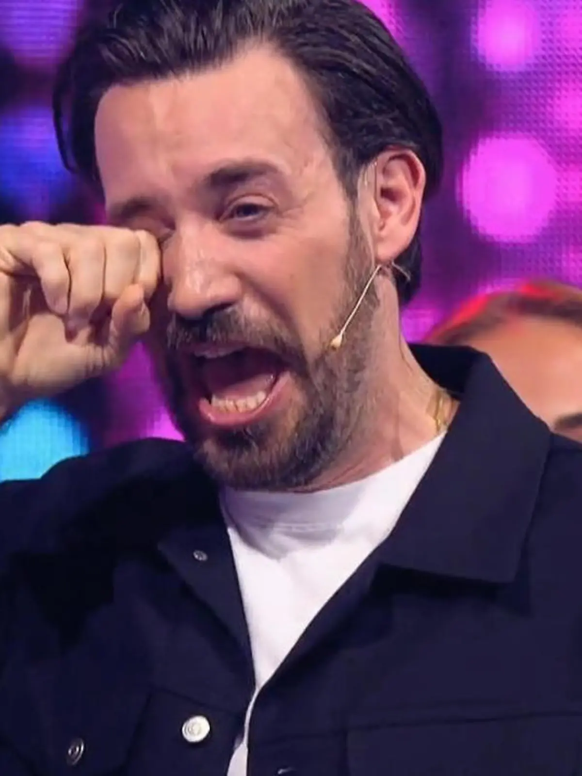 Lachflash! "Take Me Out"-Moderator Jan Köppen kriegt sich nicht mehr ein