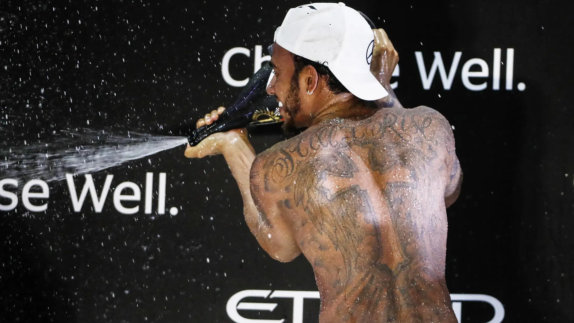 Lewis Hamilton feiert seinen fünften Weltmeistertitel