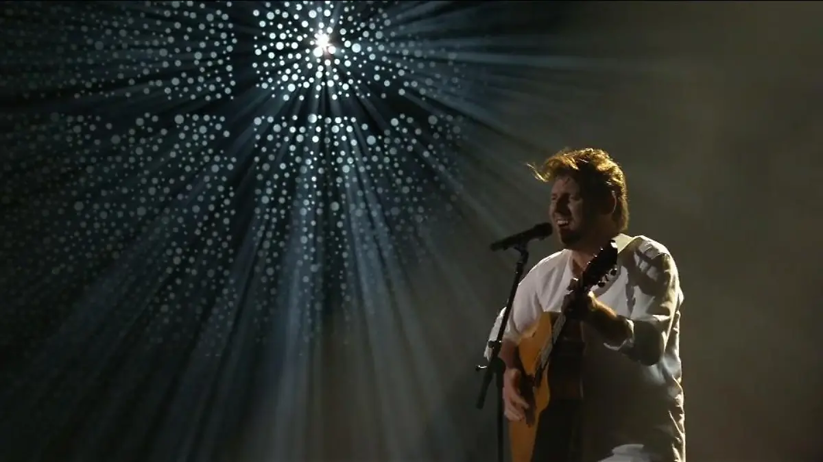 Nick Ferretti singt "Thinking Out Loud" „Magischer Moment“ in Show 1 von DSDS