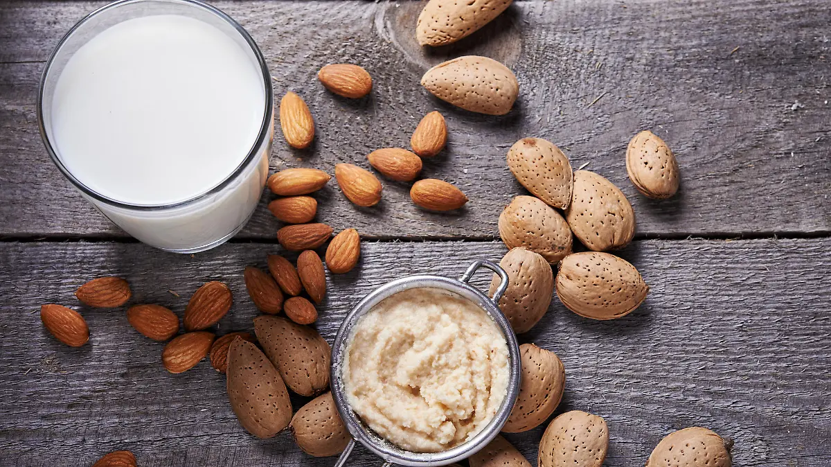 Mandelmilch ganz einfach selber machen