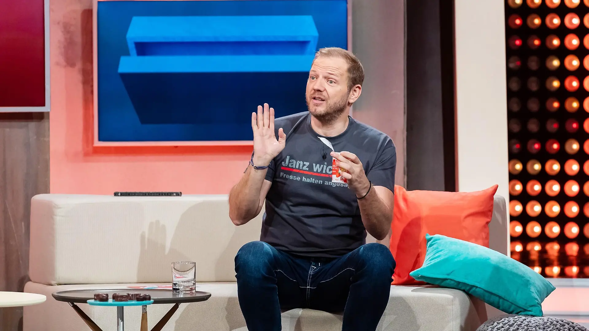 Mario Barth räumt auf