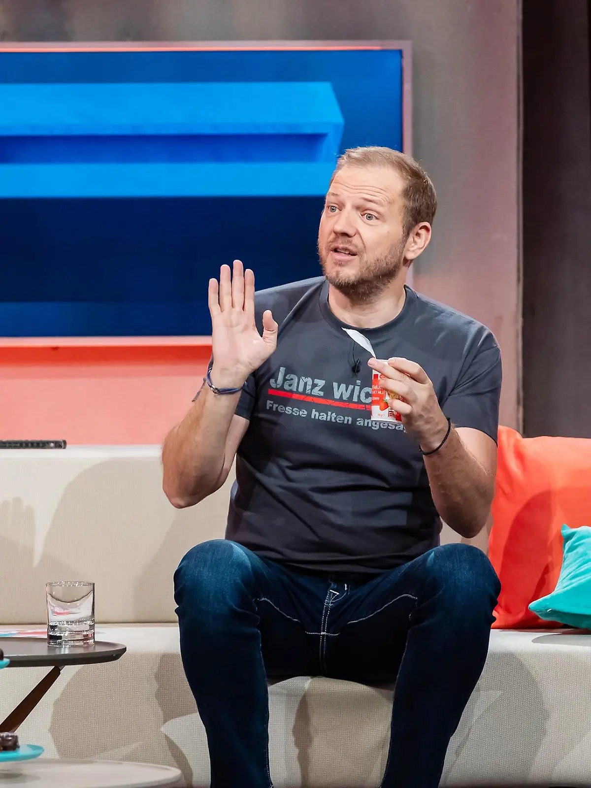 Mario Barth räumt auf