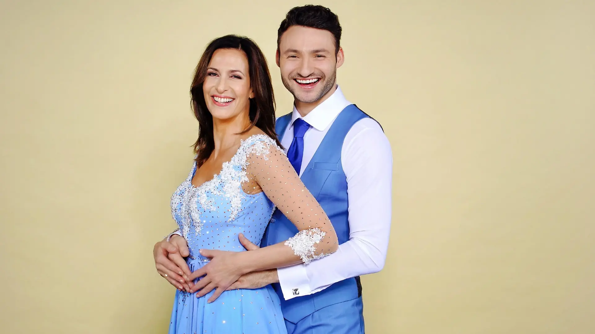 Ulrike Frank und Robert Beitsch
Verwendung der Bilder für Online-Medien ausschließlich mit folgender Verlinkung: "Alle Infos zu "Let´s Dance" im Special bei RTL.de: https://www.rtl.de/cms/sendungen/lets-dance.html