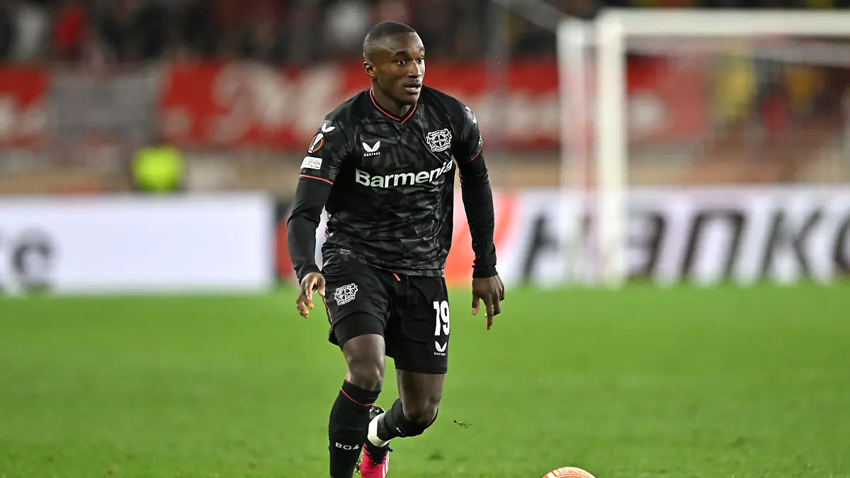 MONACO, MONACO - FEBRUARY 23: Moussa Diaby of Bayer 04 Leverkusen runs with the ball during the UEFA Europa League knockout round play-off leg two match between AS Monaco and Bayer 04 Leverkusen at Stade Louis II on February 23, 2023 in Monaco, Monaco. (Photo by Chris Ricco/Getty Images)
