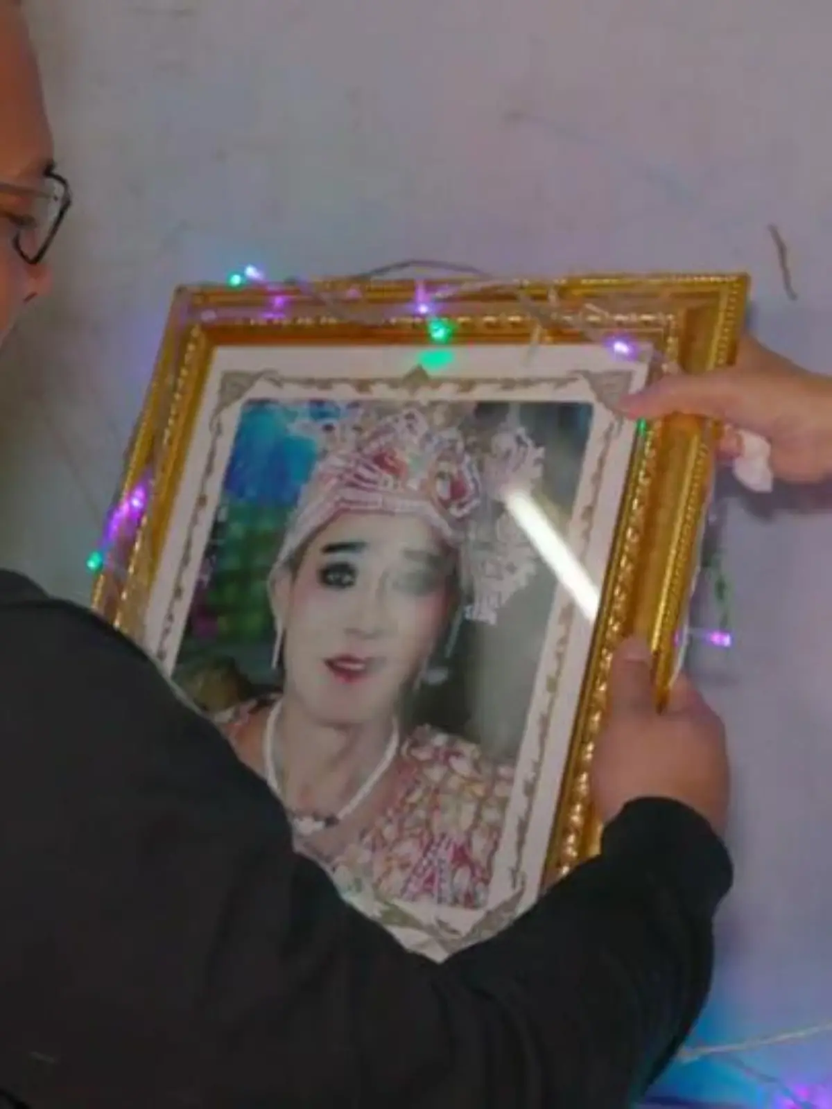 Bild zu: "Tam verliert und  gewinnt Familie in Thailand"