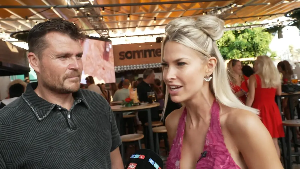 DSDS-Jurorin und Partysängerin Isi Glück mit ihrem Mann Carlos Lucio 