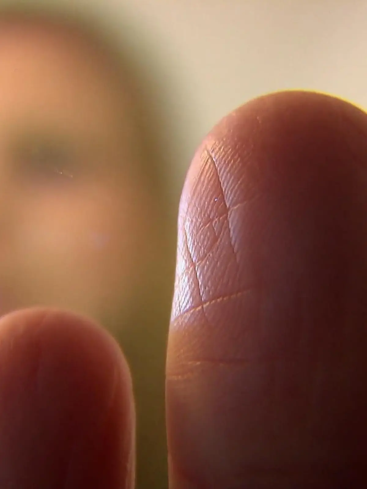Bild zu: "Brustkrebs am Fingerabdruck erkennbar"