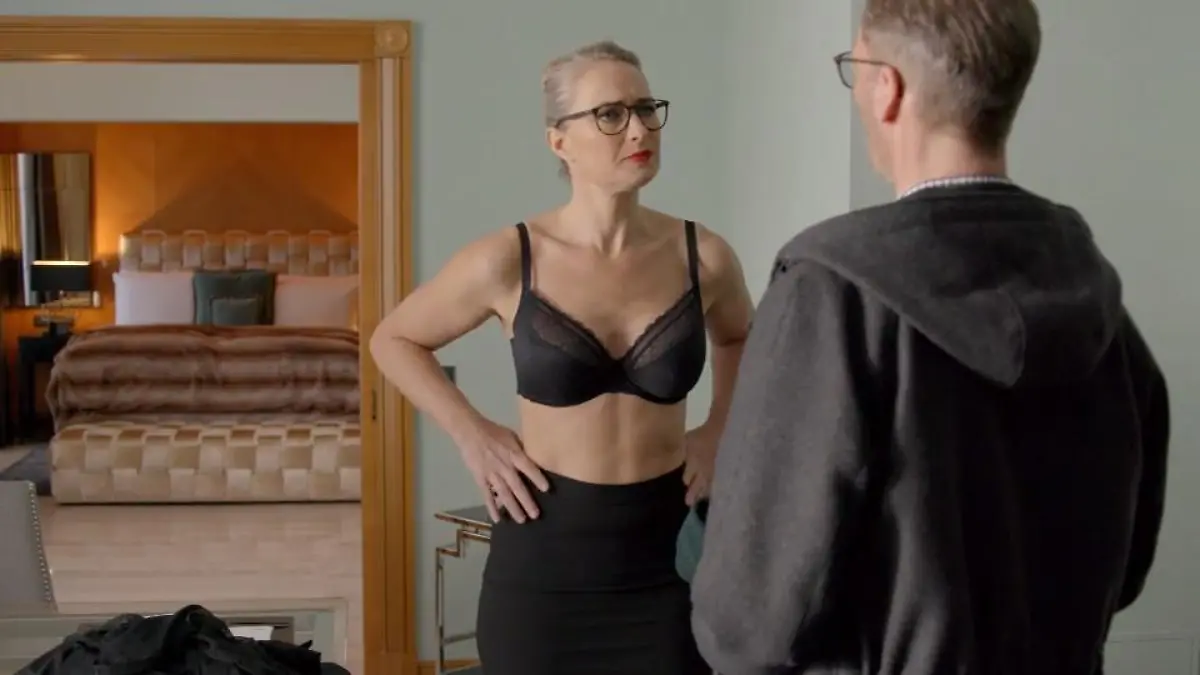 Maren will Alex verführen Sexy Überraschung