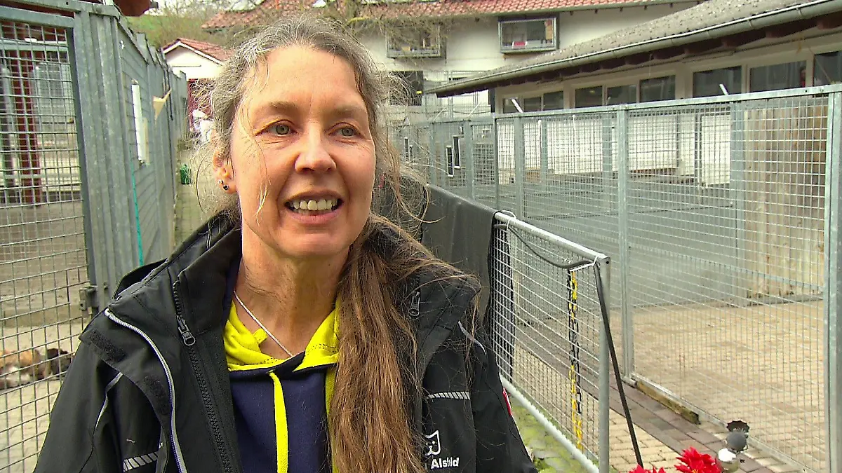 Tierheimleiterin Natascha Hirschmann, Tierheim Alsfeld.
