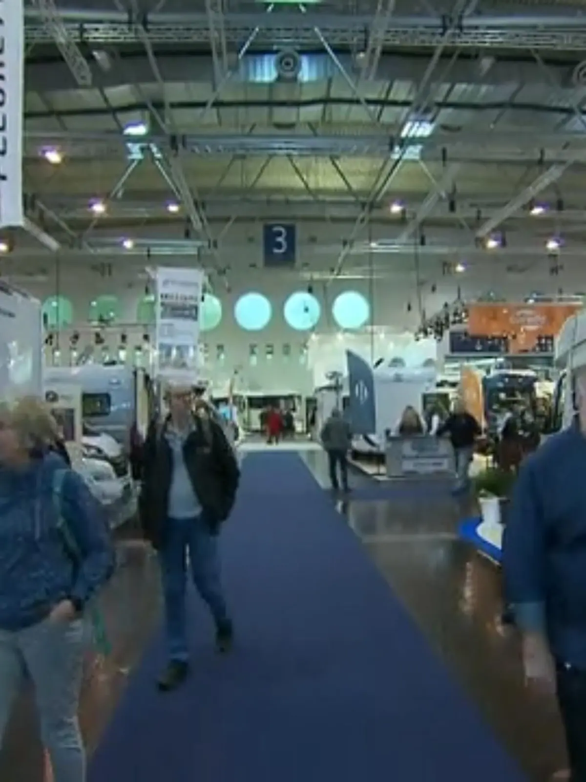 Bild zu: "Größte Ferienmesse in NRW startet"