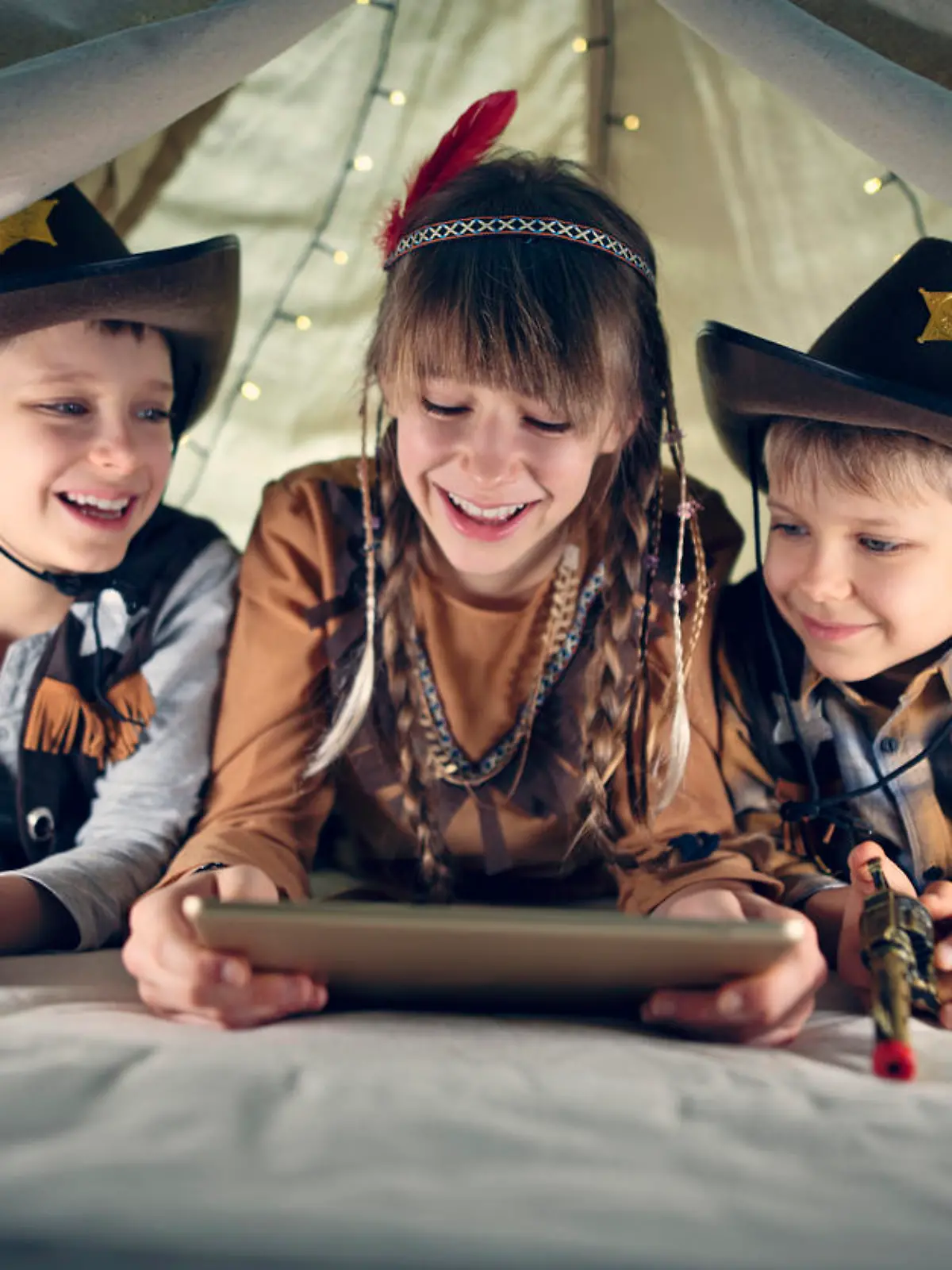 Bitte keine Vorurteile: Als Indianer und Cowboy sollen sich die Kinder nicht verkleiden.