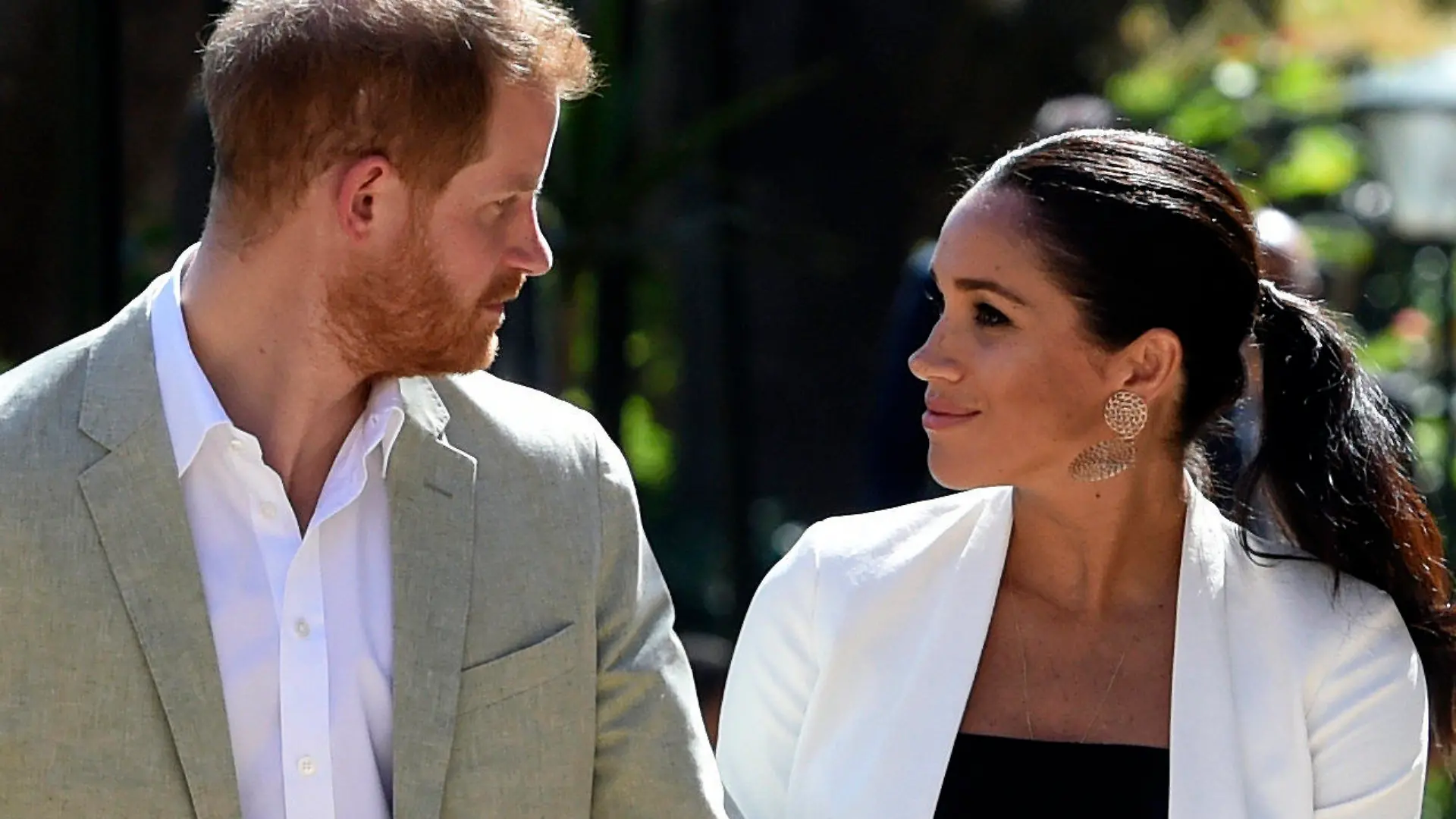 25.02.2019, Marokko, Rabat: Der britische Prinz Harry und seine Frau Meghan, Herzogin von Sussex, besuchen die Andalusischen Gärten während des dritten Tages ihrer Marokko-Tour. Foto: Facundo Arrizabalaga/EPA/AP/dpa +++ dpa-Bildfunk +++
