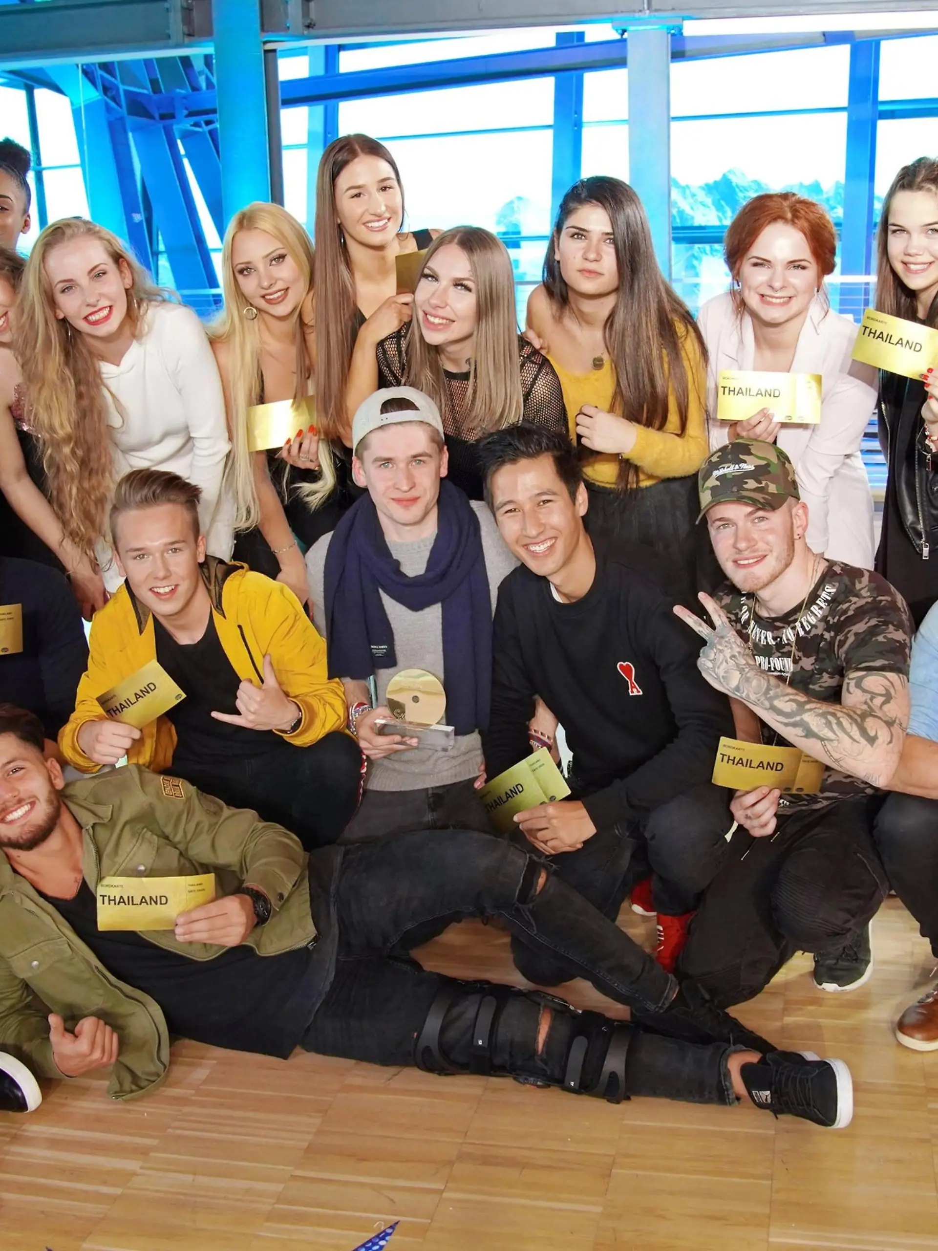 Gruppenfoto der Top 25 die zum Auslandsrecall nach Thailand reisen werden.

Verwendung der Bilder für Online-Medien ausschließlich mit folgender Verlinkung: "Alle Infos zu "Deutschland sucht den Superstar" im Special bei RTL.de: https://www.rtl.de/cms/sendungen/superstar.html