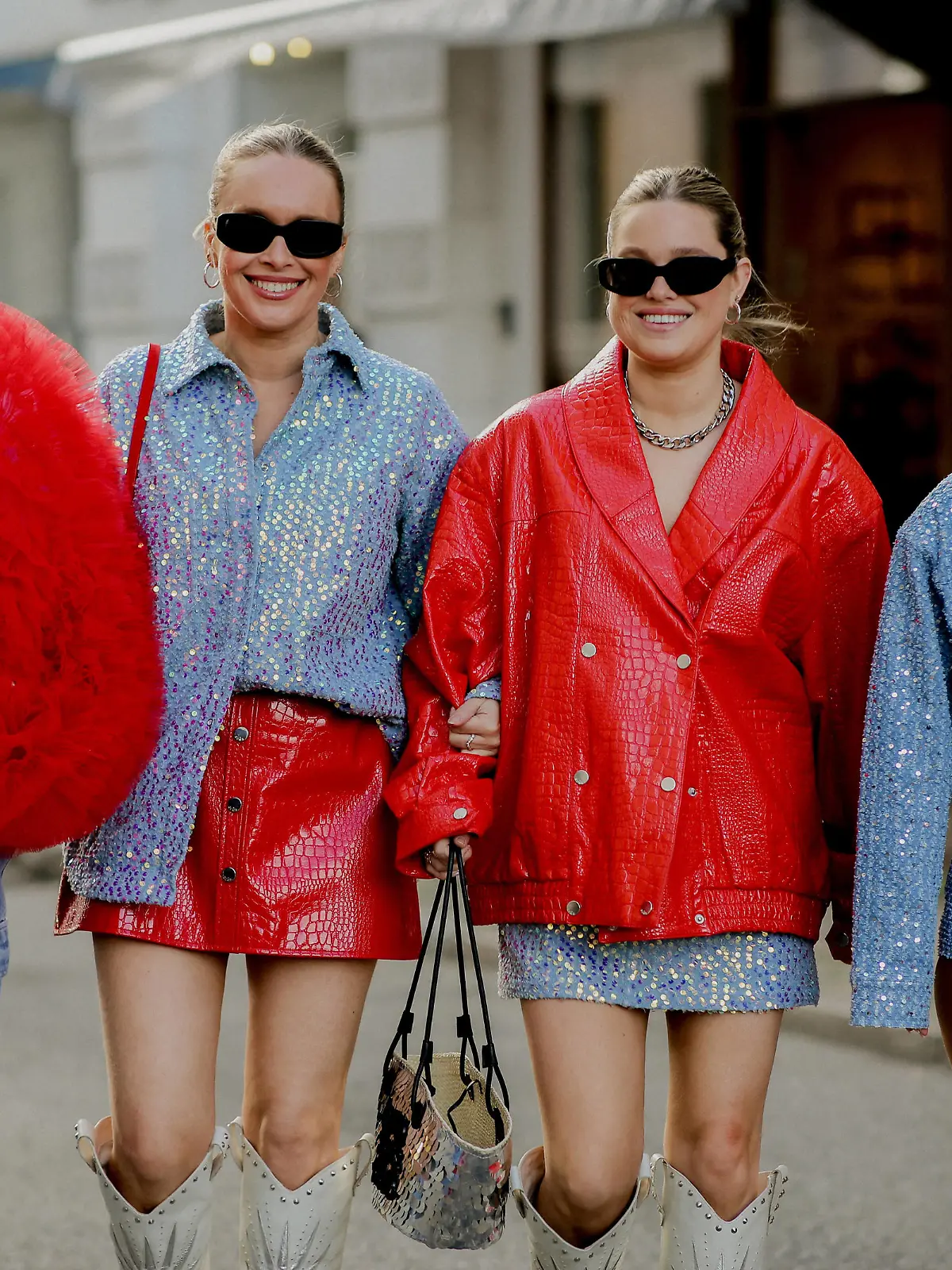 Copenhagen Fashion Week - Street Style Street style, Tin Vcb, Olivia and Alice, and Olivia Anna-Catharina arriving at Rotate Spring-Summer 2024 show, during Copenhagen Fashion Week, Denmark, on August , 2023. Photo by Marie-Paola Bertrand-Hillion/ABACAPRESS.COM Copenhagen Denmark PUBLICATIONxNOTxINxFRAxESPxUKxUSAxBELxPOL Copyright: xBertrand-HillionxMarie-Paola/ABACAx 864343_062 Bertrand-HillionxMarie-Paola/ABACAx 864343_062