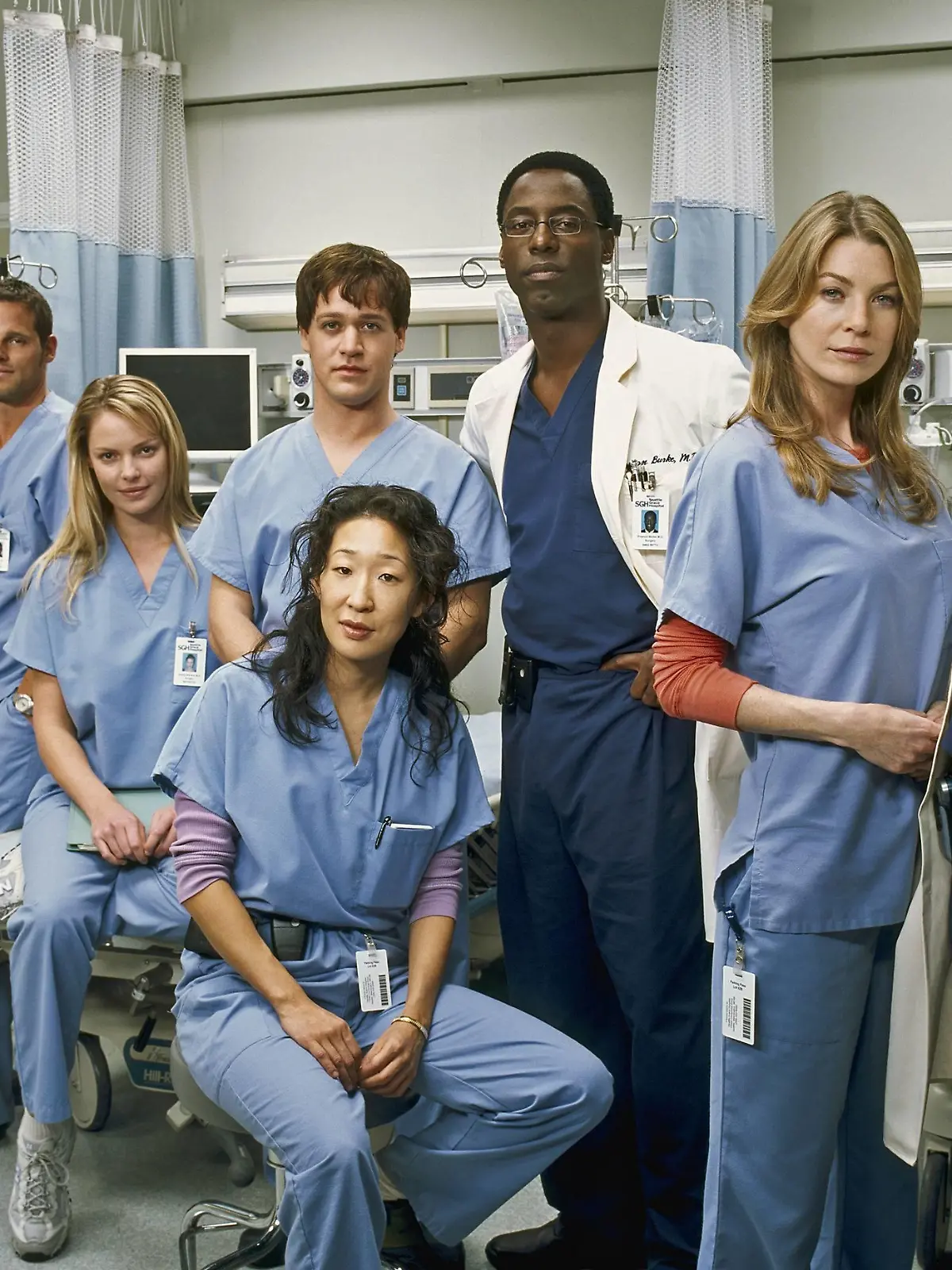  GREY S ANATOMY - Grey s Anatomy focuses on young people struggling to be doctors and doctors struggling to stay human. It s the drama and intensity of medical training mixed with the funny, sexy, painful lives of interns who are about to discover that neither medicine nor relationships can be defined in black and white. Real life only comes in shades of grey. JAMES PICKENS, JR. AS RICHARD WEBBER , CHANDRA WILSON AS MIRANDA BAILEY , JUSTIN CHAMBERS AS ALEX KAREV , KATHERINE HEIGL AS ISOBEL IZZIE STEVENS , T.R. KNIGHT AS GEORGE O MALLEY , SANDRA OH AS CRISTINA YANG , ISAIAH WASHINGTON AS PRESTON BURKE , ELLEN POMPEO AS MEREDITH GREY , PATRICK DEMPSEY AS DEREK SHEPHERD Los Angeles CA USA PUBLICATIONxINxGERxSUIxAUTxONLY Copyright: xFRANKxOCKENFELSx 31728_001