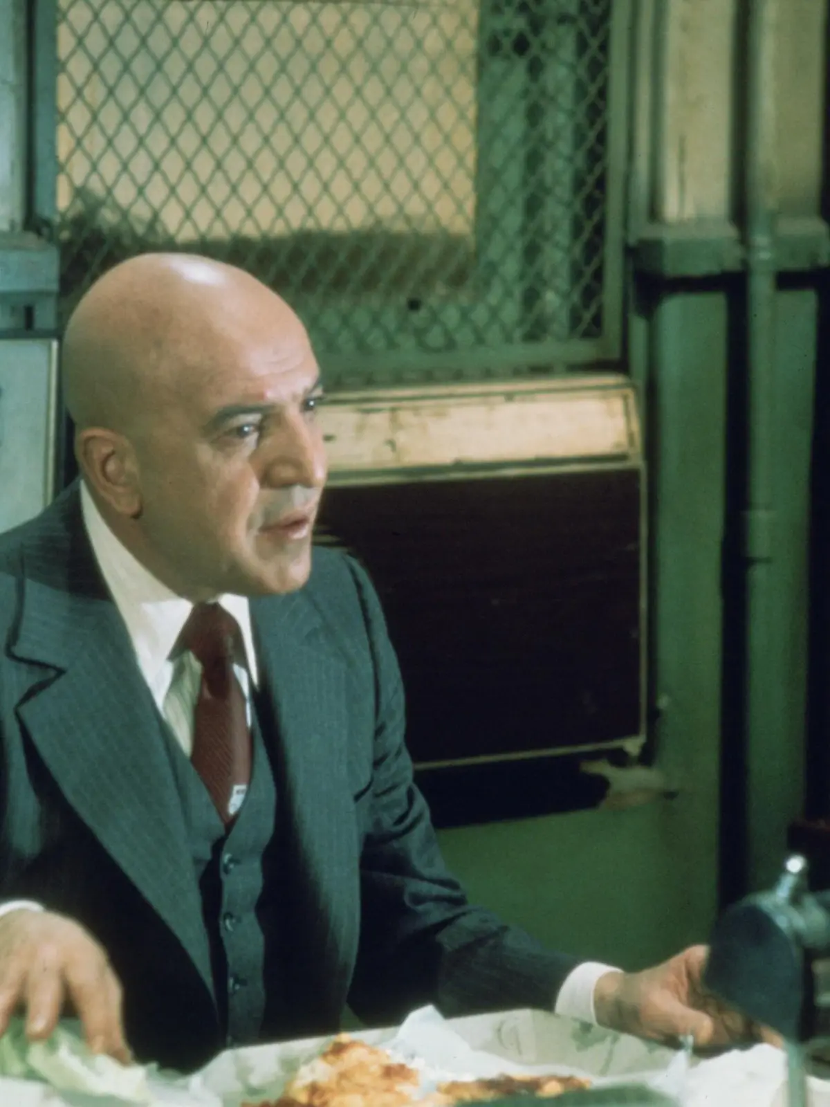 Lieutenant Theo Kojak (Telly Savalas)