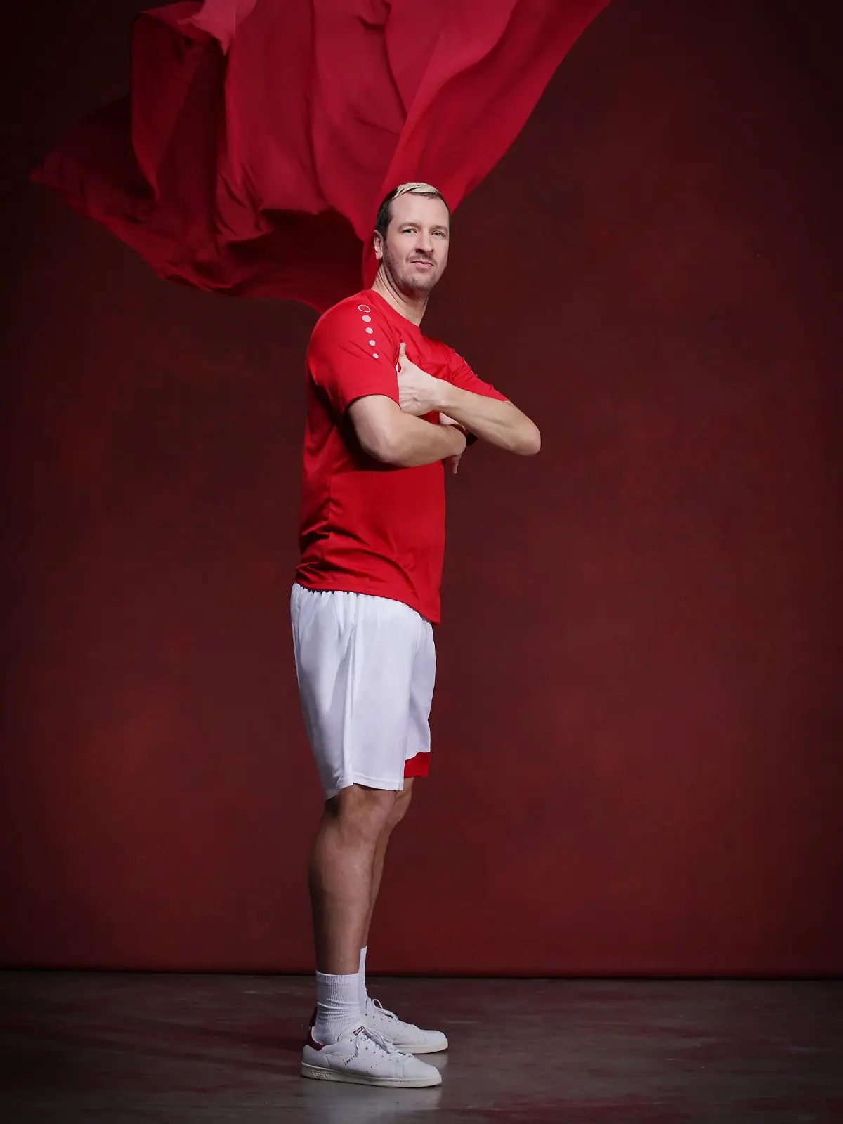 Pascal Hens

Verwendung der Bilder für Online-Medien ausschließlich mit folgender Verlinkung: "Alle Infos zu "Let's Dance" im Special bei RTL.de: https://www.rtl.de/cms/sendungen/lets-dance.html
