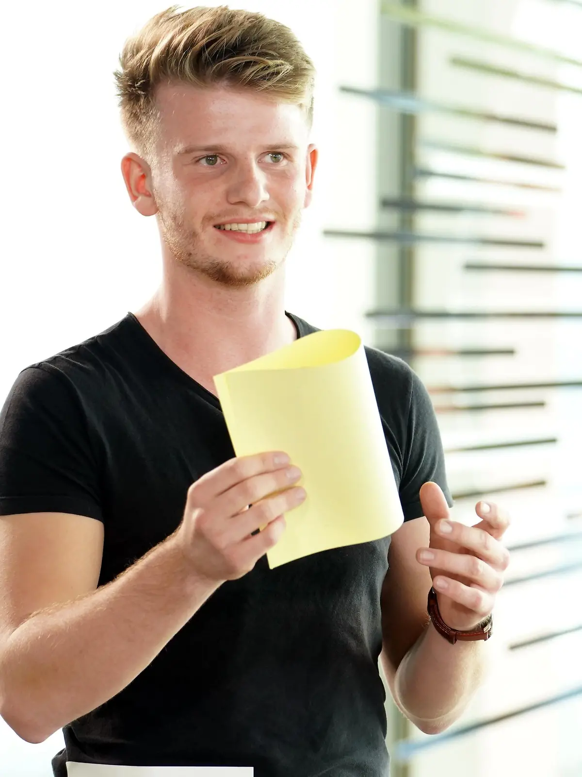 Riesenfreude bei Lukas Kepser aus Kranenburg. Er ist im Recall.