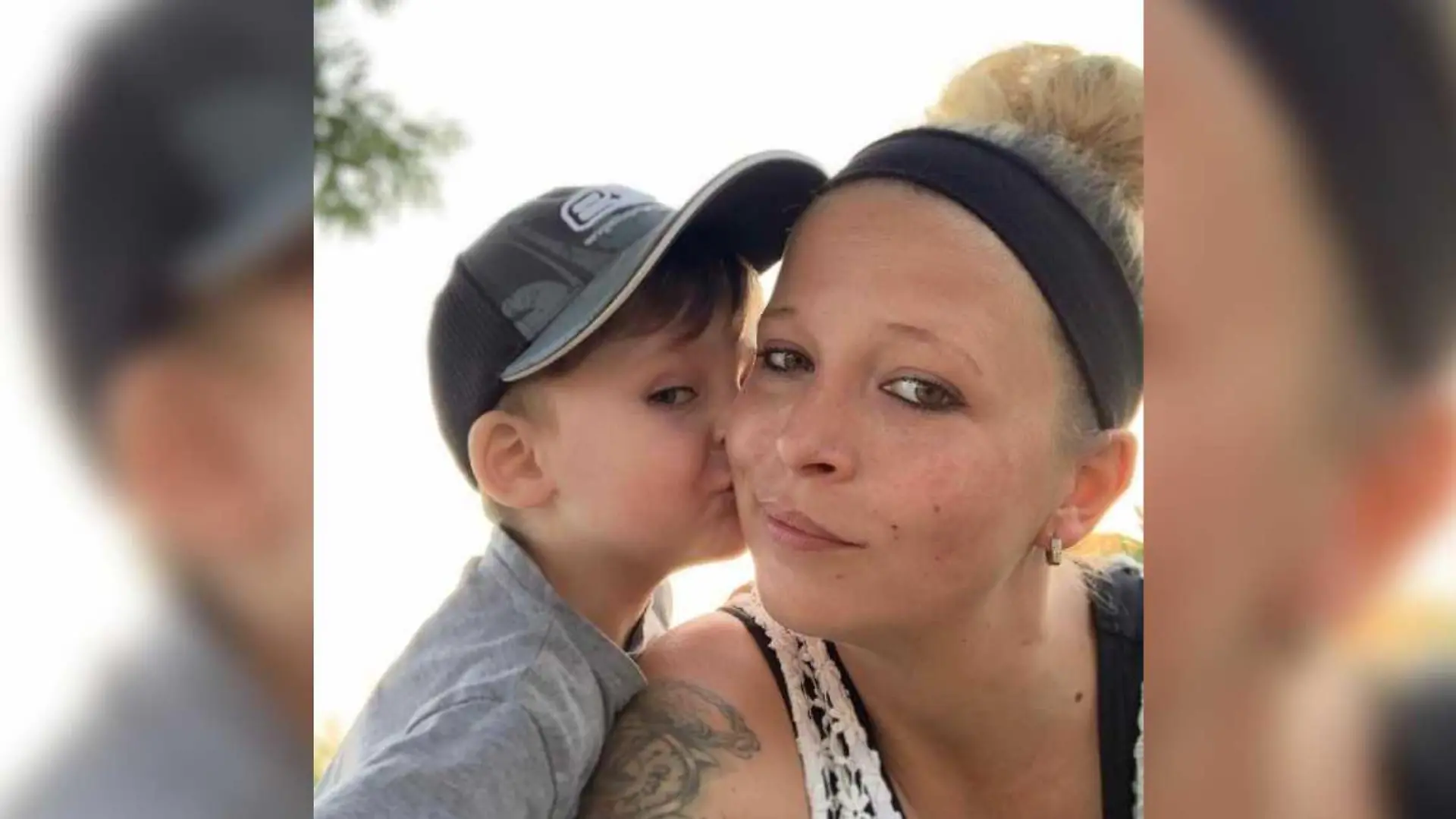 Ein Foto aus unbeschwerten Zeiten - Stefanie und ihr 5-jähriger Sohn.