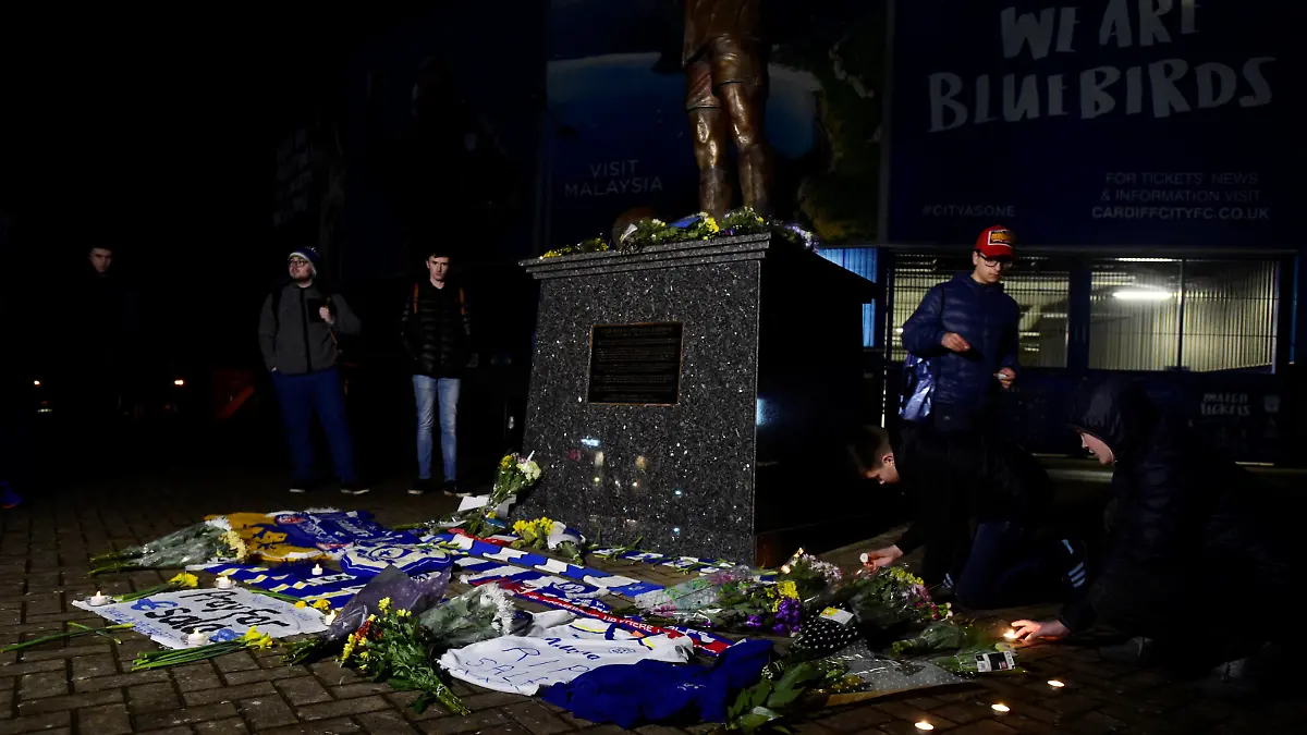 Soccer Football - Cardiff City - Cardiff City Stadium, Cardiff, Britain - January 22, 2019 General view of tributes left outside the stadium for Emiliano Sala REUTERS/Rebecca Naden