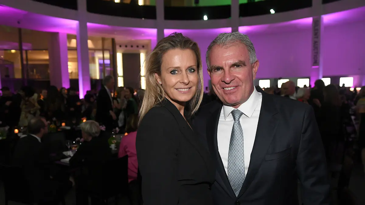 Lufthansa-Chef Carsten Spohr und seine Frau Vivian Spohr bei der PIN Benefizauktion 2023
