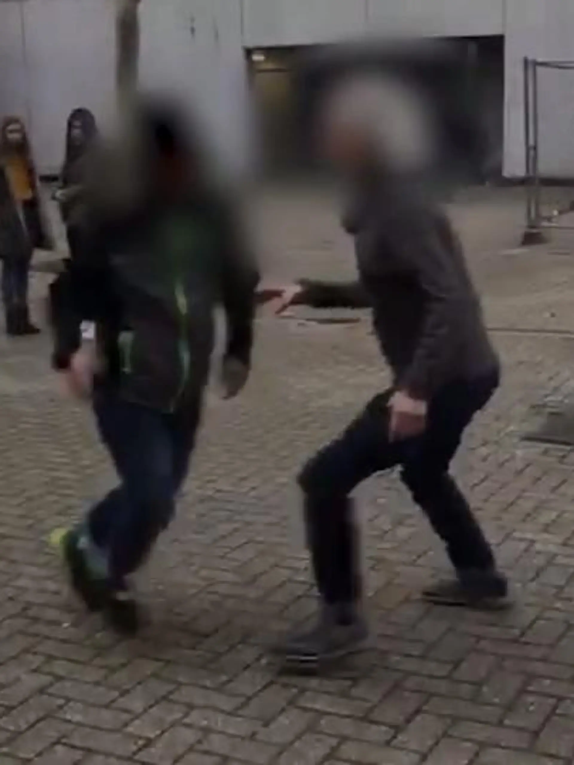 Bild zu: "Lehrer attackiert seinen Schüler "
