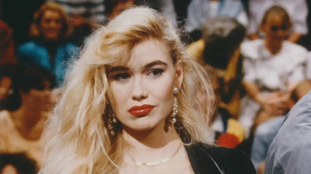Sibylle Rauch ( 14. Juni 1960 in München; eigentlich Erika Roswitha Rauch) ist eine deutsche Schauspielerin und Pornodarstellerin - aufnahme von 1992