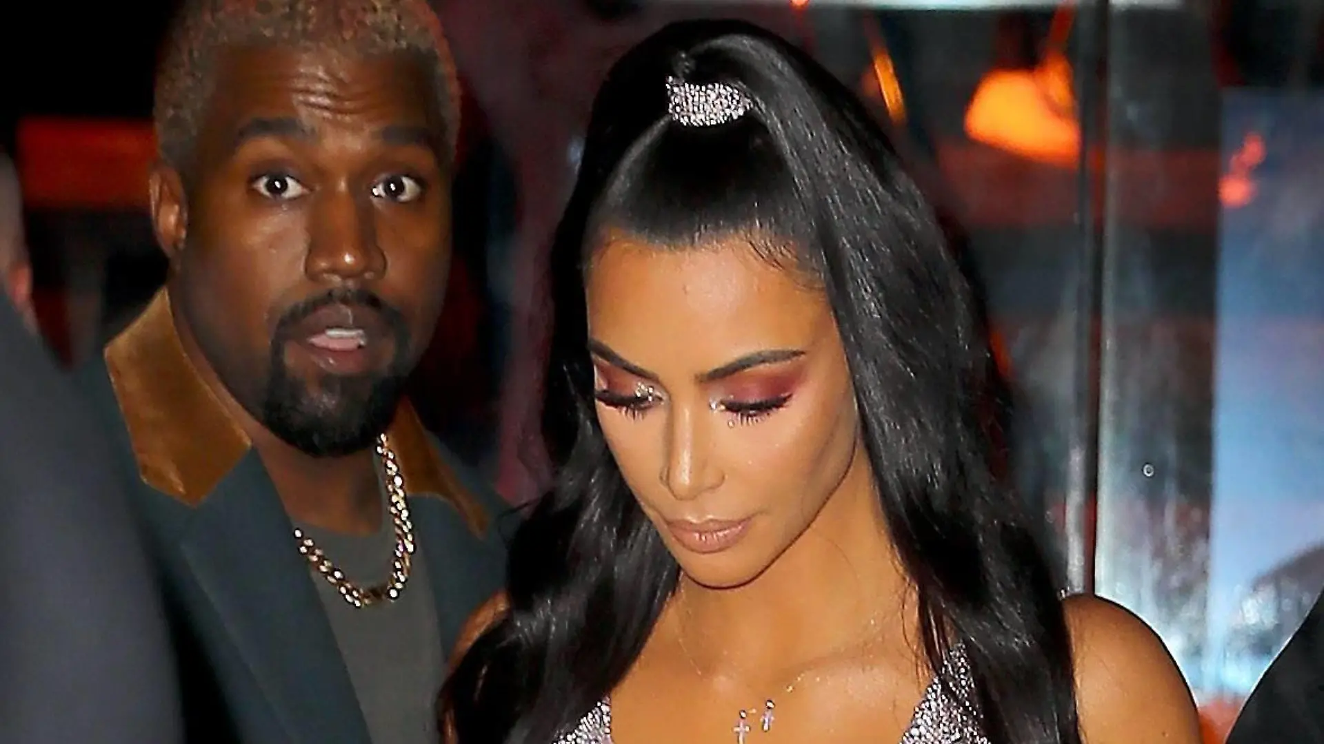 December 3, 2018 - New York, New York, United States - Kim Kardashian and Kanye West arriving at the Versace Pre-Fall 2019 Runway Show at the American Stock Exchange in the Financial District on December 02, 2018 in New York City New York United States PUBLICATIONxINxGERxSUIxAUTxONLY - ZUMAny1_ 20181203_zaf_ny1_001 Copyright: xMikexReedx