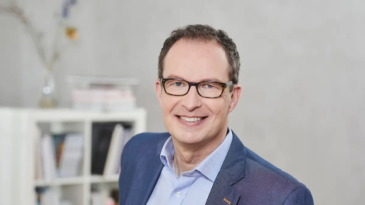 Medizinjournalist und Allgemeinmediziner Dr. Christoph Specht