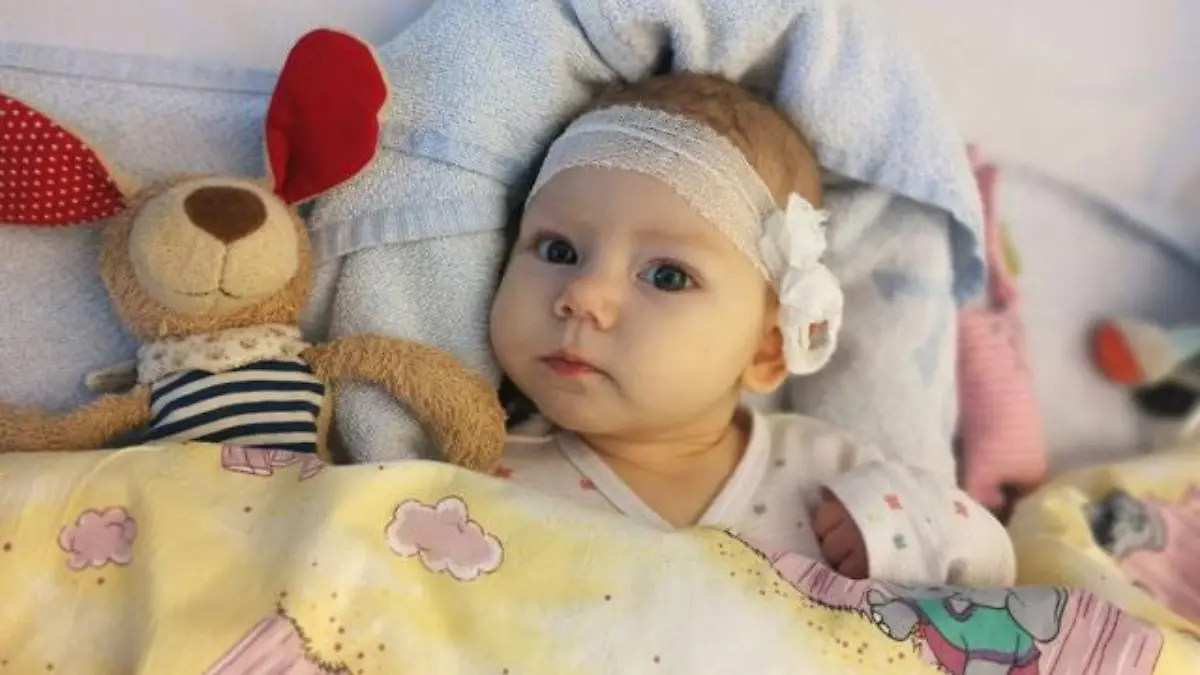 Die kleine Leevke (4 Monate) braucht dringend eine Stammzellenspende.