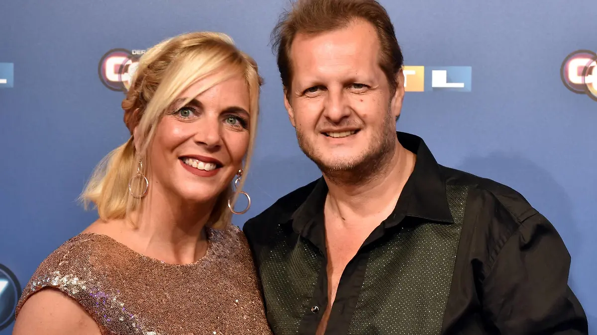Kult Auswanderer Jens und Danni Büchner kommt am 07.10.2018 in Köln zur Verleihung des Deutschen Comedy Preis 2018. *** Cult emigrants Jens and Danni Büchner arrive on 07 10 2018 in Cologne for the presentation of the German Comedy Award 2018