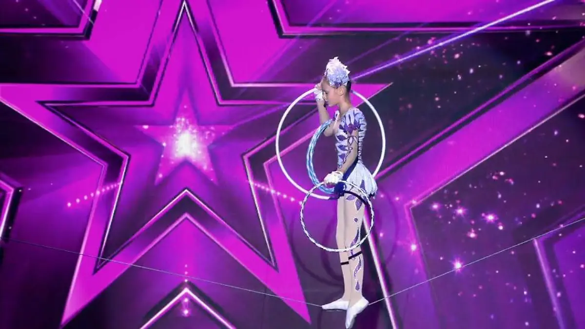 Für Ausnahme-Seiltänzerin Ameli regnet es Gold Das Supertalent 2018: Show 13