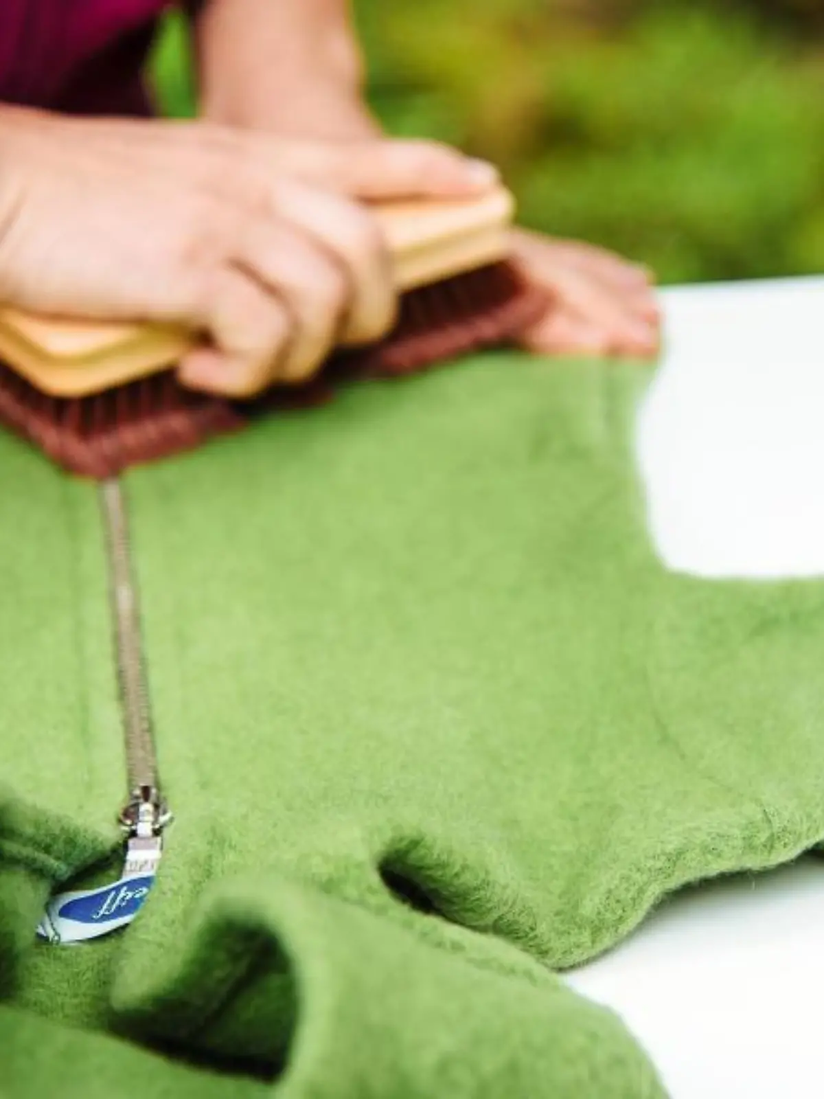 Reparatur einer Jacke