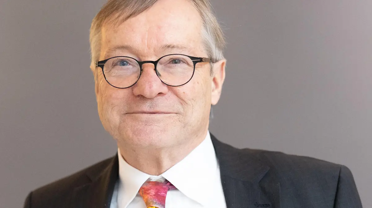 Dr. Harald Holzer