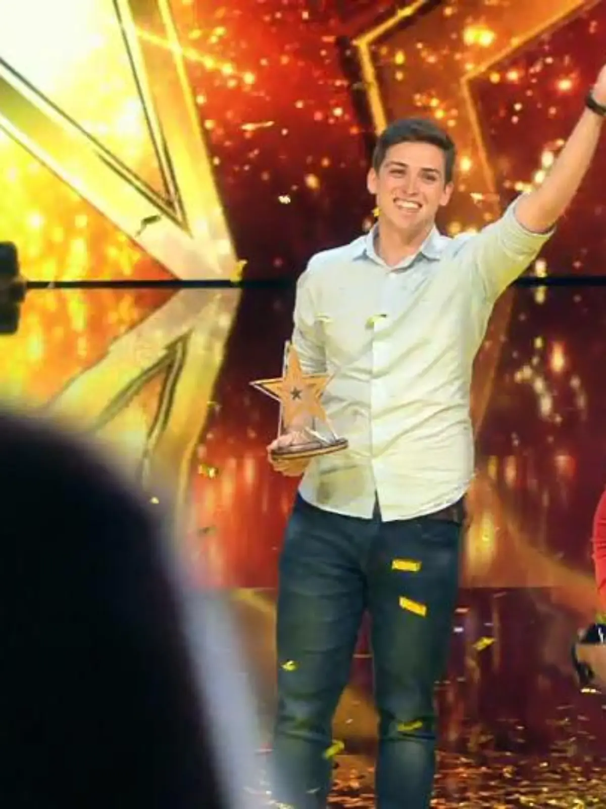 Bild zu: "Sylvie macht Kevin zum Goldjungen"