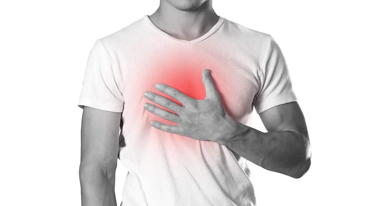 Mann mit Speiseröhrenentzündung (Ösophagitis)