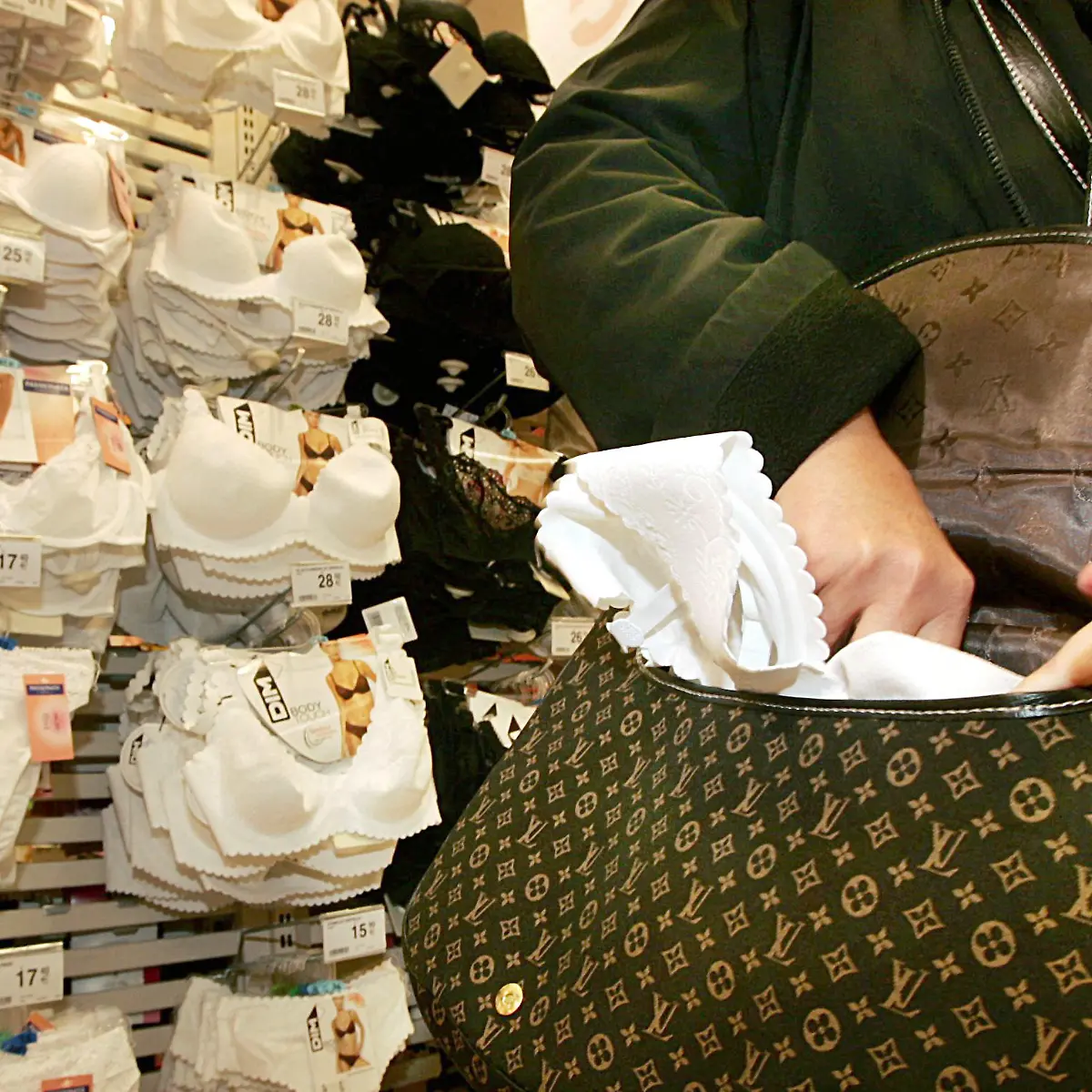 Kleptomanie Logo von Kleptomanie