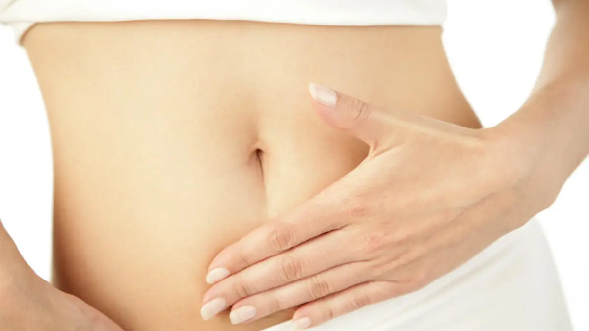 frau bauch magen magenschmerzen schmerzen Fotolia 14794497 S.jpg