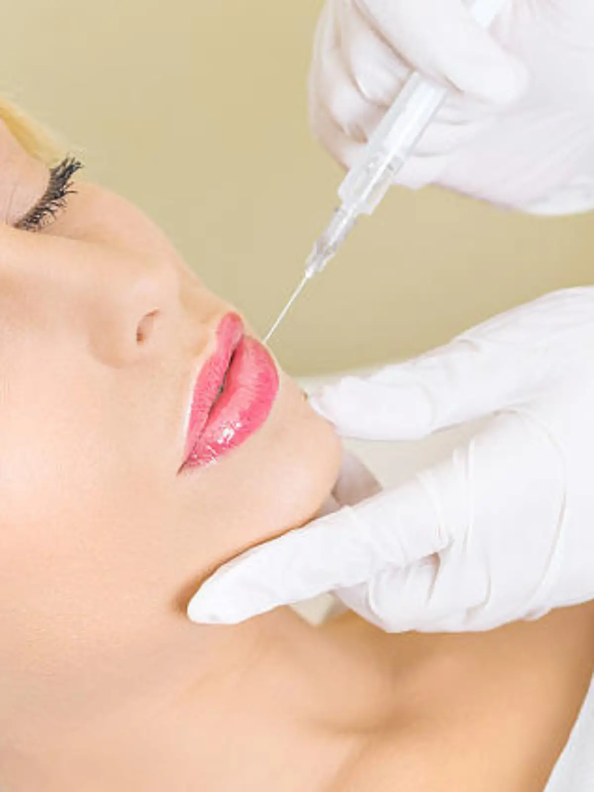 Bild zu: "Vampirlifting gegen Falten?"