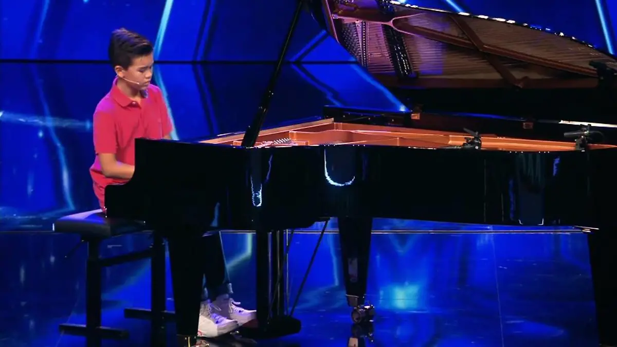 "Wunderkind" Ricky Kam berührt die Jury Das Supertalent 2018: Show 8