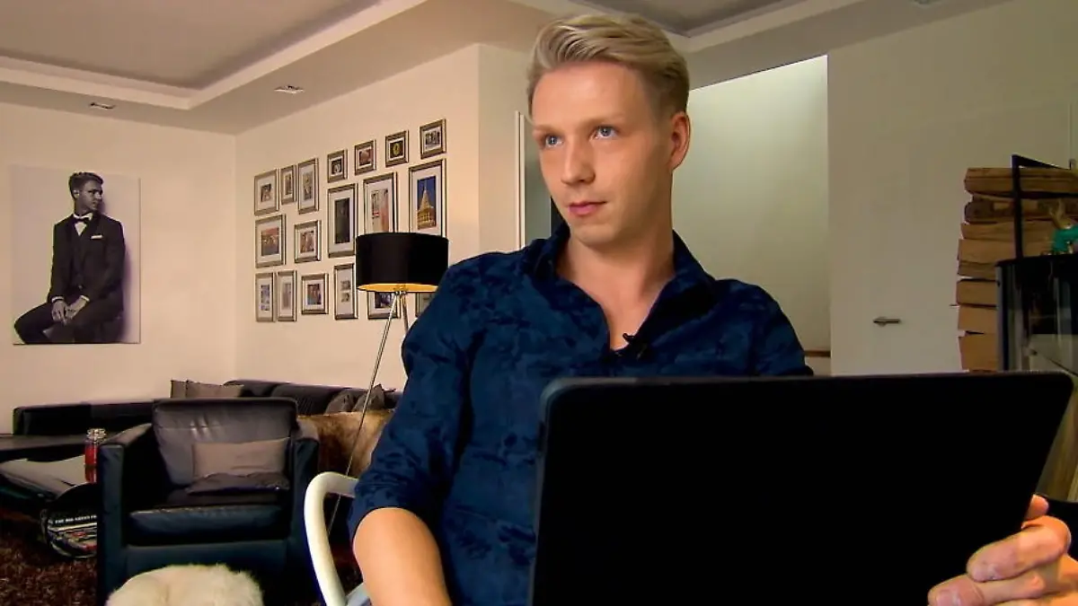 Achi Satorovic aka. "Mr. Torpedo" ist zurück! Jetzt bekommt er Flirt-Tipps von einer Paartherapeutin